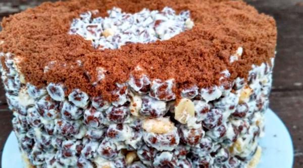 Tort crocant fără coacere, fără făină sau ou. Cum faci cel mai simplu tort din doar 5 ingrediente