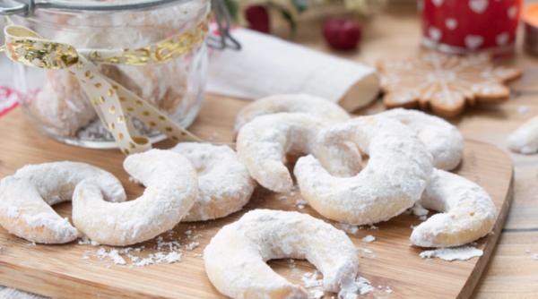 Cornulețe vieneze, rețeta originală. Desertul popular de Crăciun în Austria, faimos în toată lumea