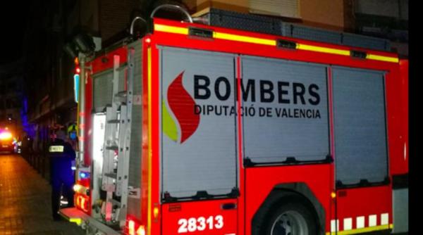 Trei români din Spania, găsiți morți în casă alături de animalele de companie. Fata cea mare și-a găsit familia fără suflare