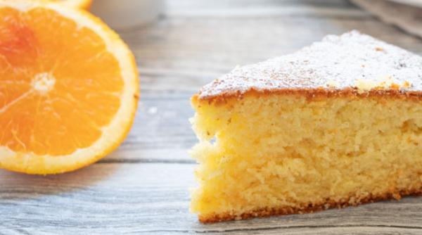 Prăjitura cu portocale și iaurt, un desert autentic și aromat, foarte ușor de preparat