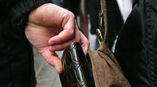 Spania. Un român, creierul unei grupării infracționale. A obligat o conațională să i se alăture: „Îți vom viola și ucide copiii”