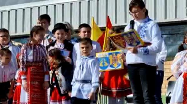 1 Decembrie. Românii din Spania au sărbătorit Ziua Naţională în avans (Video)