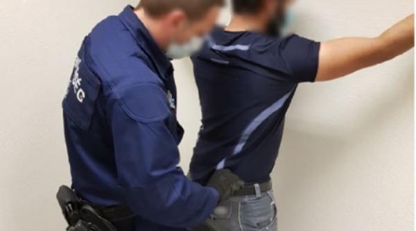 Bărbat acuzat că face parte din reţeaua teroristă Stat Islamic, arestat în Italia