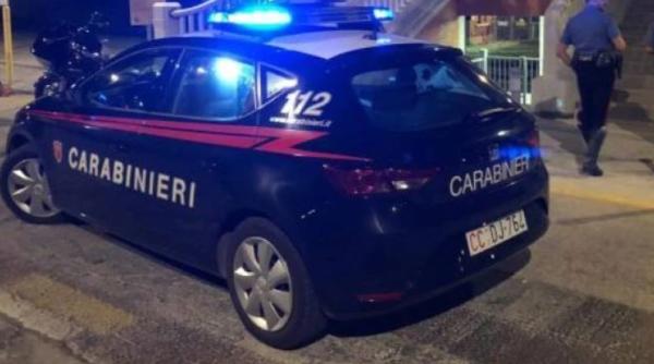 Italia. Român înjunghiat de o persoană necunoscută, chiar în fața sediului poliției
