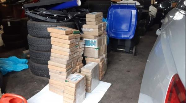 Anglia. Român, condamnat la închisoare după ce a fost prins cu 32 de kg de cocaină