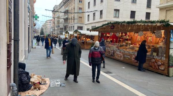 Cerșetor român, alungat de pe străzile unui oraș din Italia. Îi deranja pe cei care făceau cumpărături de Crăciun