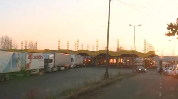 Vameși români, reținuți pentru mită în vama Borș. Cereau 100 de euro de la șoferii de TIR ca să-i treacă peste coada de la vamă