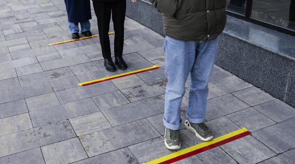 Starea de alertă se prelungeşte, de astăzi, în România. Noile măsuri care intră în vigoare: Se elimină carantina pe timpul nopții