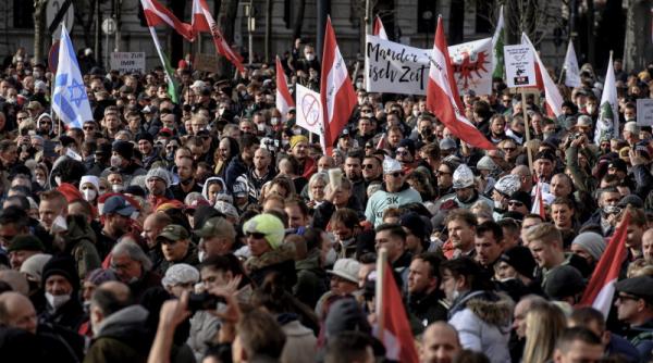 Protest de amploare în Austria. 20.000 de persoane au manifestat la Viena faţă de vaccinarea obligatorie