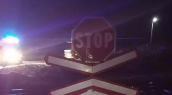 Un român, care traversa calea ferată pe jos, lovit mortal de un tren. Polițiștii iau în calcul și varianta unei sinucideri