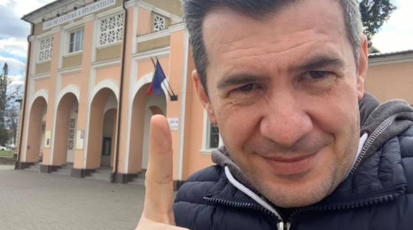 Dragoș Pătraru, prădat de hoți în această seară. Au fost filmați de camerele de supraveghere. Video