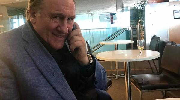 Actriţa franceză Charlotte Arnould susţine că a fost violată de Gérard Depardieu