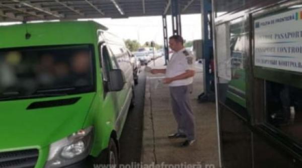 Peste 45.000 de români au părăsit țara într-o singură zi. 14 persoane au fost întoarse din drum