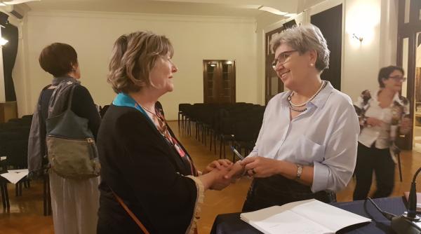 Crăciunul între România și Italia, în amintirile scriitoarei Ana Dancă: „De 23 de ani nu am reușit să mă întorc în țară de Crăciun, decât cu gândul“