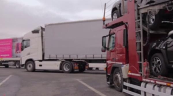 UNTRR: Cursuri gratuite pentru conducători auto profesionişti angajaţi de firmele de transport printr-un proiect european