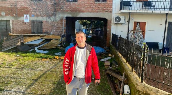 Italia. Familie de români, rămasă fără un acoperiș deasupra capului după o furtună: „Am fost și la Primărie, dar pentru noi nu există răspunsuri“