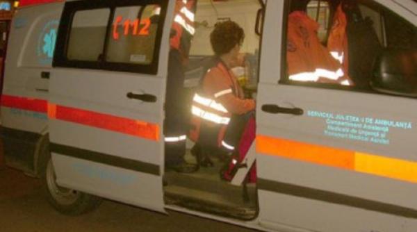 Accident cumplit: Copil de 6 ani, spulberat de o mașină. Minorul a murit pe loc