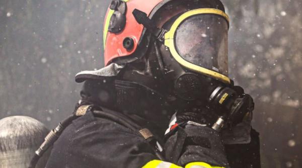 Incendiu într-un mall din România, în Ajunul Crăciunului