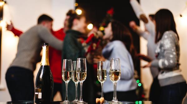 Peste 700.000 de români îşi sărbătoresc onomastica de Crăciun