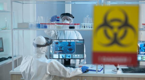 Record de contaminări în Franța: Aproape 180.000 de cazuri, în 24 de ore