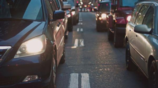 Vămile aglomerate. Peste 100 de mii de persoane, au tranzitat, ieri, frontiera. Mai mulți români nu au fost lăsați să iasă din țară