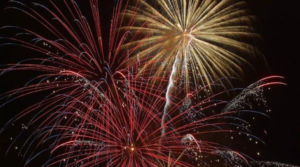 Unele zone din Pacific au intrat în 2022, cu focurile de artificii din nou în centrul atenţiei