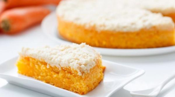 Prăjitură cu morcovi și iaurt. Un desert fabulos cu doar 140 de calorii