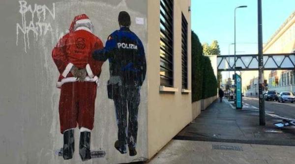 Italia. Un român, deghizat în Moș Crăciun, a blocat traficul și a speriat trecătorii