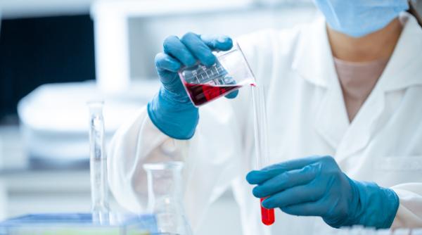 Ce este Flurona și care sunt simptomele. Primul caz, identificat în Israel