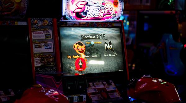 Un francez a câştigat peste 2,6 milioane de euro într-un cazinou după ce a pariat 2 euro