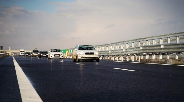 Brăila. O mașină de școală de șoferi, accident în timpul examenului. Examinatorul și martorul au fost răniți