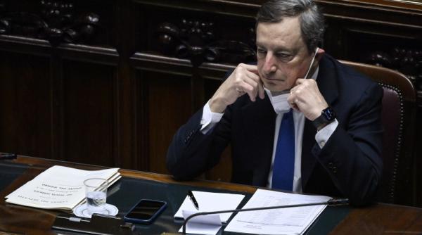 Nou decret în Italia. Regiunile vor schimbarea totală a regulilor: super green pass-ul ar putea deveni obligatoriu pentru toți angajații și pentru persoanele de peste 60 ani