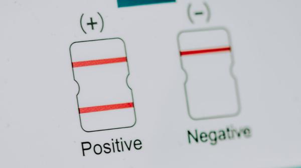 Au vrut să intre în țară cu teste false COVID-19, dar i-a prins Poliția de Frontieră