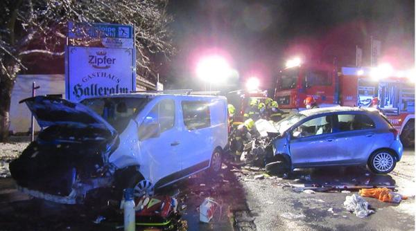 Austria. Cinci români, răniți după un accident grav între un microbuz și două autoturisme