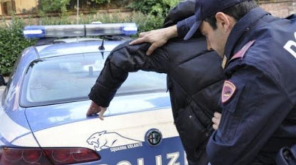 Italia. Peste 15 ani de închisoare pentru doi români, membrii unei rețele de trafic de persoane între Sri Lanka, Bangladesh și România