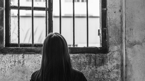 Noi detalii despre românca ţinută captivă de propriul tată. Nu a fost văzută din 2011: „Este în America și e foarte bine!”