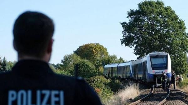 Germania. O româncă, fără certificat verde, a făcut scandal într-un tren: A agresat un angajat care încerca să o dea jos 
