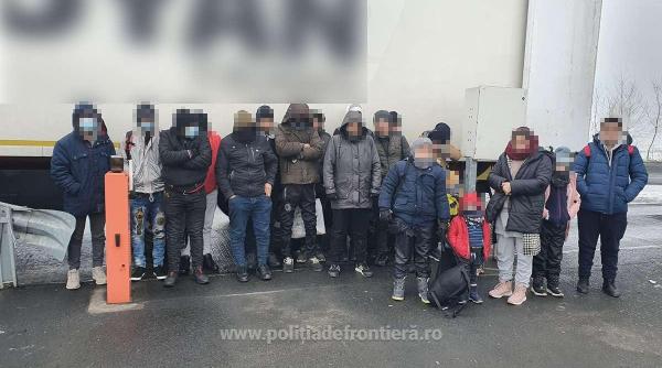 Migranţi din Siria, Turcia, Pakistan şi Afganistan depistaţi de poliţiştii de frontieră arădeni