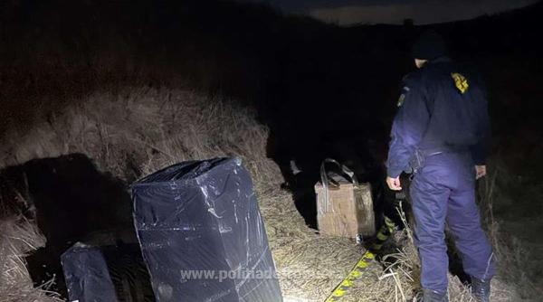 Ţigarete de contrabandă, în valoare de aproximativ 91.000 lei, confiscate la frontiera cu Ucraina