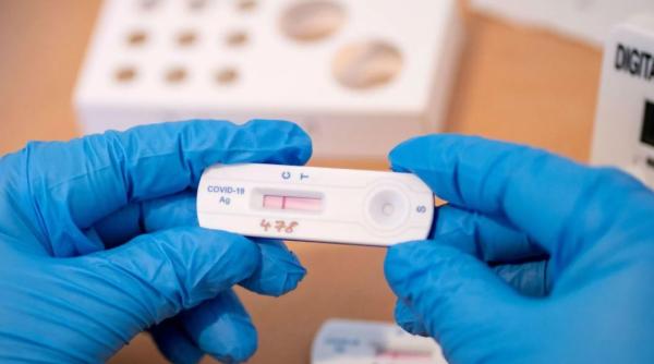 Procedura de testare la domiciliu sau în centrele de recoltare, stabilită de autorități. Ce trebuie să facă obligatoriu românii 