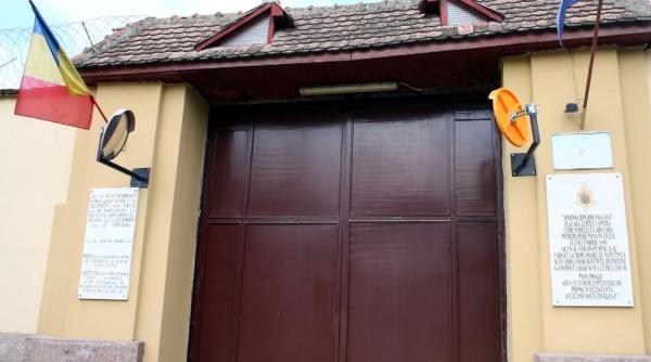 Focar COVID-19 la Penitenciarul Timişoara. Zece deținuți și șase angajați s-au infectat în ultima zi