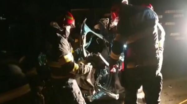 Șofer român TIR, după ce a strivit un BMW: „A stins farurile și a intrat intenționat pe contrasens”