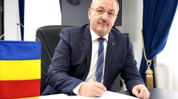 Ministrul Vasile Dâncu, în izolare, după ce a fost confirmat a doua oară cu Covid