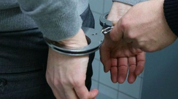 Germania. Trei români au dat buzna în casa bătrânilor pentru care au lucrat, i-au bătut crunt și le-au furat toți banii