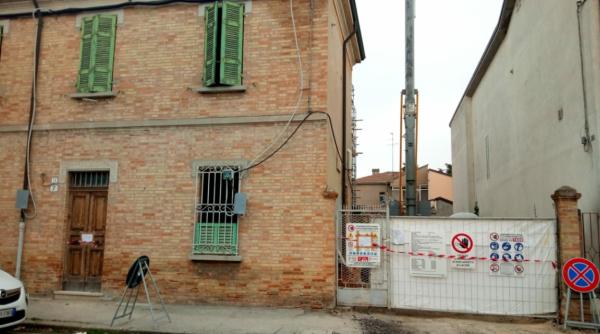 Italia. Român de 52 de ani, mort după ce a căzut de la înălțime. Vasile lucra ca zidar