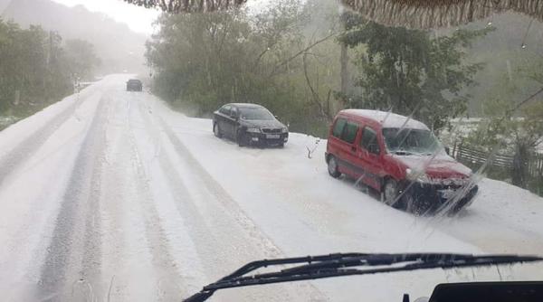 Alertă meteo în România: Cod roșu de vreme rea