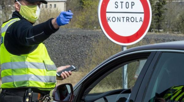 Cehia. Autoritățile mențin restricţiile la intrarea în ţară. Turiştii străini obligați să prezinte un test negativ PCR 