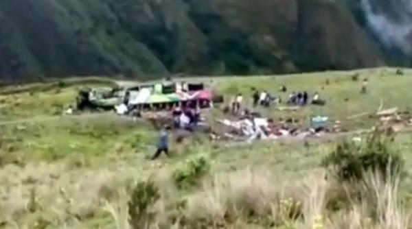 20 de persoane moarte într-un accident de autobuz. Sunt și copii printre victime