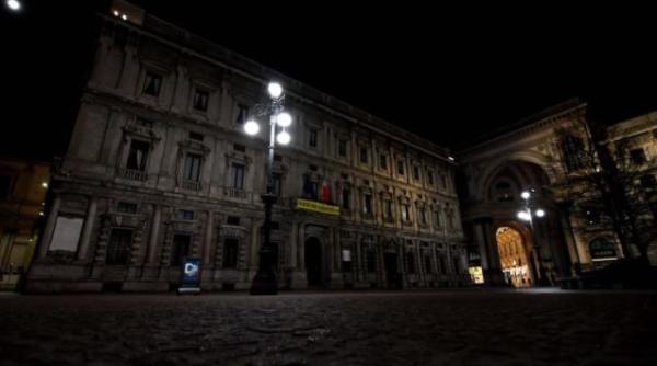 Italia: Zeci de monumente celebre, lăsate în beznă, în semn de protest față de scumpirea curentului