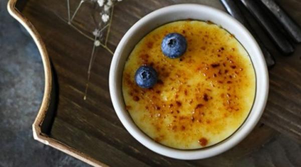 Cremă de lapte, după o rețetă portugheză. Fără coacere și fără multă muncă. Un desert, incredibil de delicios